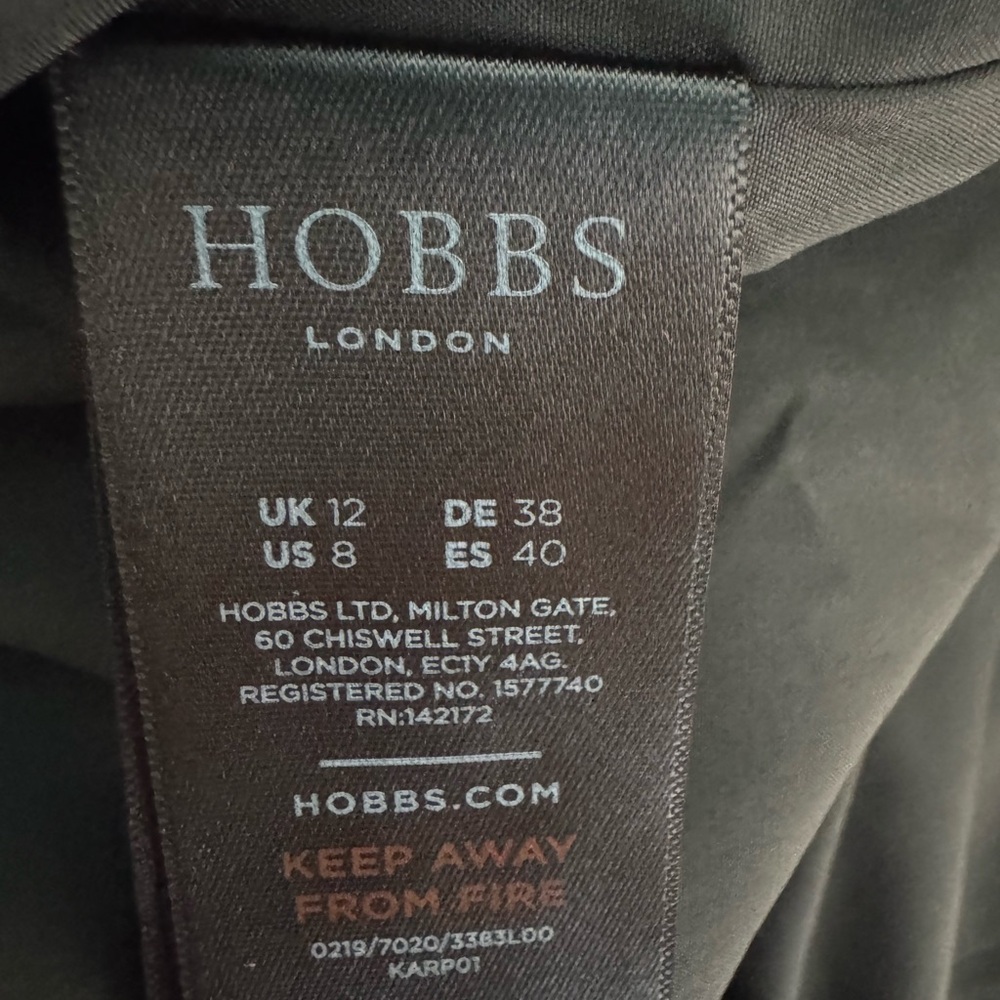 Hobbs London Gray Plaid Pencil Skirt	
Size 8 Office - Picture 6 of 7